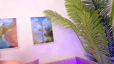 Snapshot of lina_brownie chatting on 02/28/25, 04:54 Lina online show from 02/28/25, 04:54