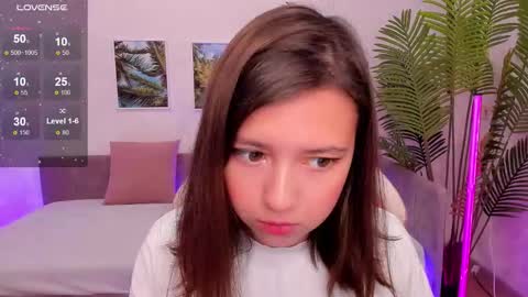 Snapshot of lina_brownie chatting on 09/12/25, 02:22 Lina online show from 09/12/25, 02:22