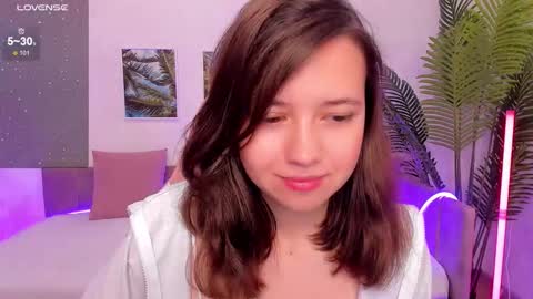 Snapshot of lina_brownie chatting on 09/21/25, 02:35 Lina online show from 09/21/25, 02:35