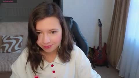 Snapshot of lina_brownie chatting on 10/01/25, 04:07 Lina online show from 10/01/25, 04:07