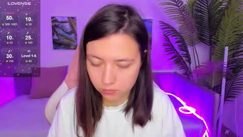 Snapshot of lina_brownie chatting on 10/04/25, 02:42 Lina online show from 10/04/25, 02:42