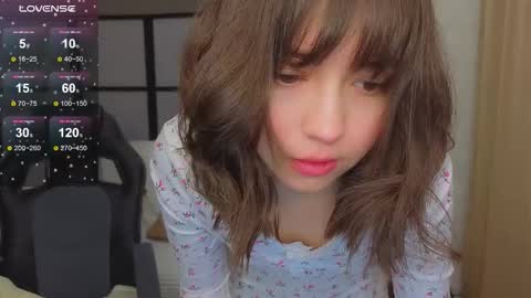 Snapshot of lina_brownie chatting on 12/14/25, 02:28 Lina online show from 12/14/25, 02:28