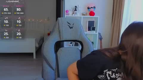 Snapshot of lina_brownie chatting on 06/19/26, 02:05 Lina online show from 06/19/26, 02:05