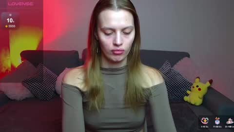 lina_bush online show from 12/15/24, 11:45