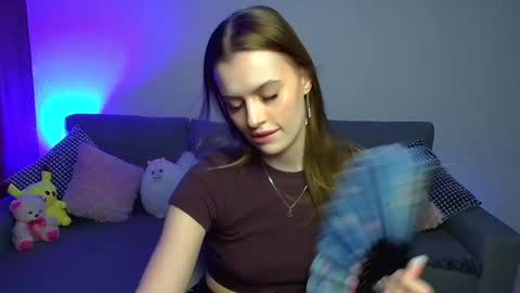 lina_bush online show from 01/23/25, 02:17