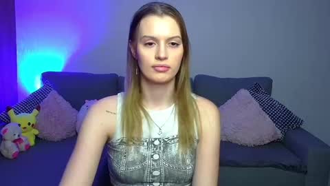 lina_bush online show from 01/25/25, 03:09