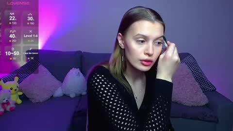 lina_bush online show from 02/03/25, 05:51