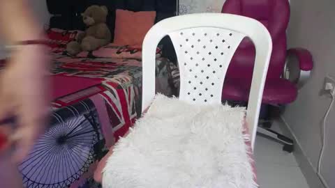 lina_clark_ online show from 09/23/25, 03:59