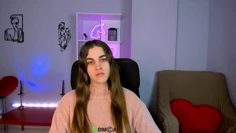 lina_fox12 online show from 12/05/25, 01:20