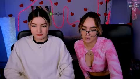 lina_fox12 online show from 02/21/26, 10:16