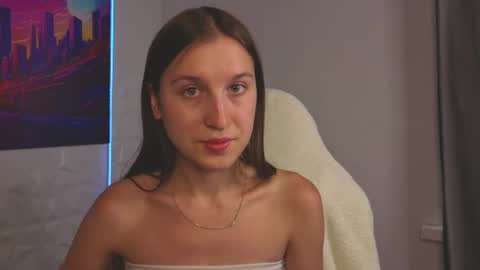 Snapshot of lina_massey chatting on 06/20/26, 12:58 lina_massey online show from 06/20/26, 12:58