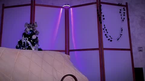 Lina -  online show from 01/10/25, 11:54