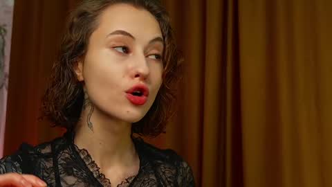 Lina -  online show from 02/08/25, 04:57