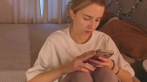 Snapshot of lina_reeds chatting on 07/01/26, 01:07 LINA online show from 07/01/26, 01:07