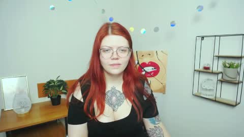Snapshot of lina_ri chatting on 04/18/26, 01:37 lina_ri online show from 04/18/26, 01:37