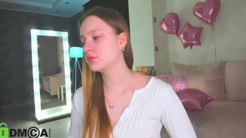 Snapshot of lina_smilee chatting on 05/10/26, 01:11 Lina online show from 05/10/26, 01:11
