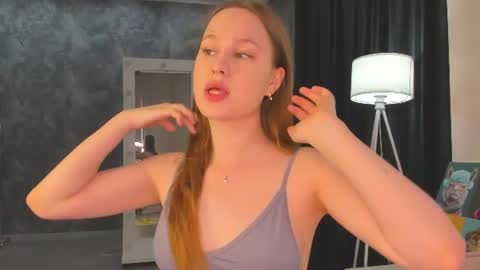 Snapshot of lina_smilee chatting on 07/26/26, 01:14 Lina online show from 07/26/26, 01:14