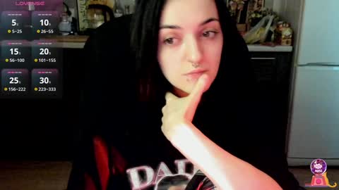 Snapshot of lina_tyaan chatting on 02/06/25, 07:45 Lina 3  1715622743 online show from 02/06/25, 07:45