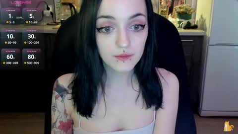 Snapshot of lina_tyaan chatting on 02/13/25, 11:17 Lina 3  1715622743 online show from 02/13/25, 11:17