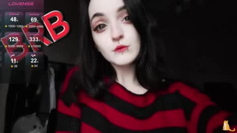 Snapshot of lina_tyaan chatting on 11/27/25, 09:11 Lina 3 1715622743 online show from 11/27/25, 09:11