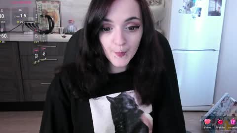 Lina 3  1715622743 online show from 04/08/26, 08:14