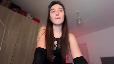 Snapshot of linabbb chatting on 10/23/25, 09:02 Lina online show from 10/23/25, 09:02