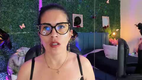 Snapshot of linagh chatting on 01/08/26, 11:56 Lina online show from 01/08/26, 11:56