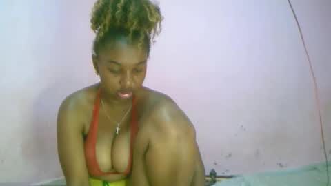 linah1123 online show from 10/19/25, 05:08