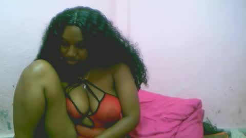 linah1123 online show from 11/15/25, 05:53