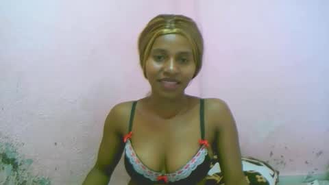 Snapshot of linah1123 chatting on 01/07/26, 01:57 linah1123 online show from 01/07/26, 01:57