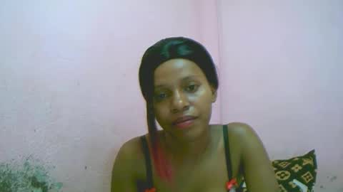 Snapshot of linah1123 chatting on 01/08/26, 02:19 linah1123 online show from 01/08/26, 02:19