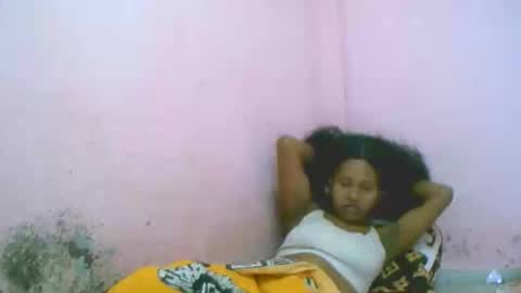 Snapshot of linah1123 chatting on 01/13/26, 12:16 linah1123 online show from 01/13/26, 12:16