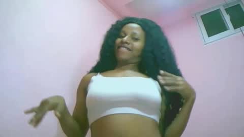 Snapshot of linah1123 chatting on 01/13/26, 12:54 linah1123 online show from 01/13/26, 12:54