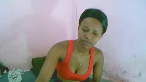 linah1123 online show from 04/05/26, 09:06