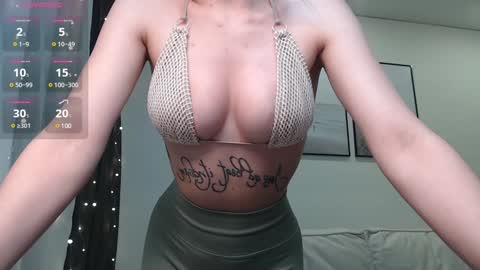 Lina online show from 12/29/24, 02:00