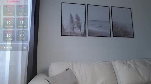 Lina online show from 11/08/25, 06:35