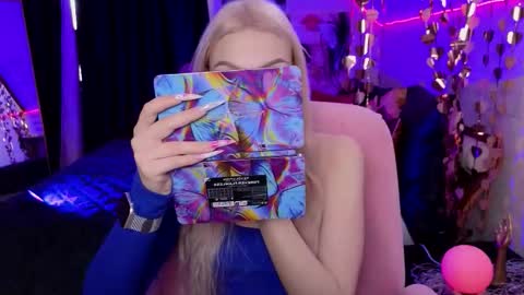 I am Lina online show from 03/21/26, 08:08