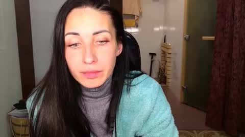 LinaLivee online show from 10/24/25, 09:55