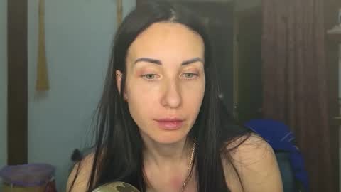 LinaLivee online show from 02/02/26, 08:18