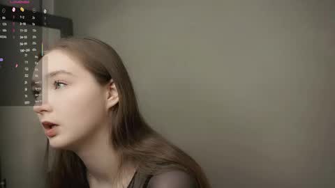 Lina online show from 12/01/25, 02:22