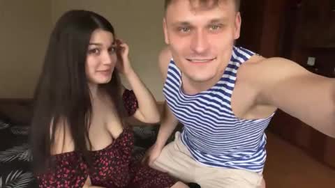 Snapshot of linamurrrr chatting on 11/03/25, 07:09 Nicolas and Lina online show from 11/03/25, 07:09