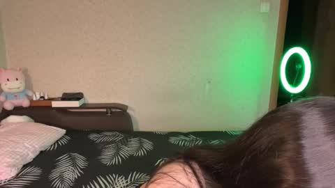 Snapshot of linamurrrr chatting on 11/28/25, 08:50 Nicolas and Lina online show from 11/28/25, 08:50