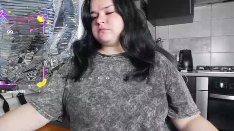 Snapshot of linasexy777 chatting on 09/13/25, 06:13 Lina online show from 09/13/25, 06:13