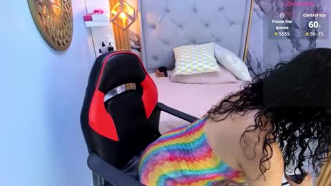 L I N A  online show from 10/27/25, 03:32