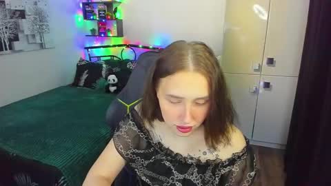 Lina online show from 02/28/26, 10:33