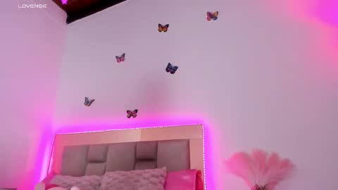 Lincy Rios  online show from 02/15/25, 07:17