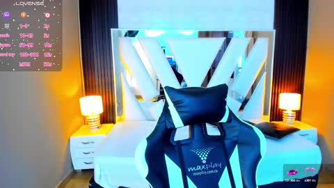  Linda  online show from 10/07/25, 06:16