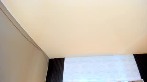  Linda  online show from 12/02/25, 06:36