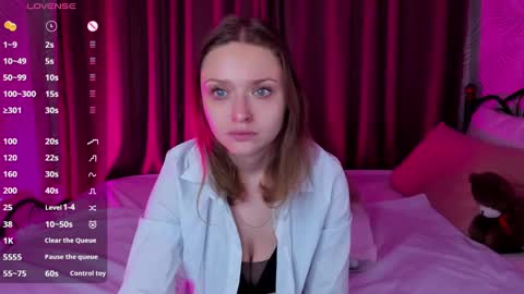 Snapshot of linda__bryant chatting on 12/08/24, 12:40 Linda GMT2 Mon Tu Fri Sa Su 0300am-1000 am online show from 12/08/24, 12:40