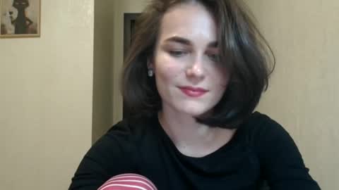 Snapshot of linda_aa chatting on 04/25/26, 08:39 Linda online show from 04/25/26, 08:39